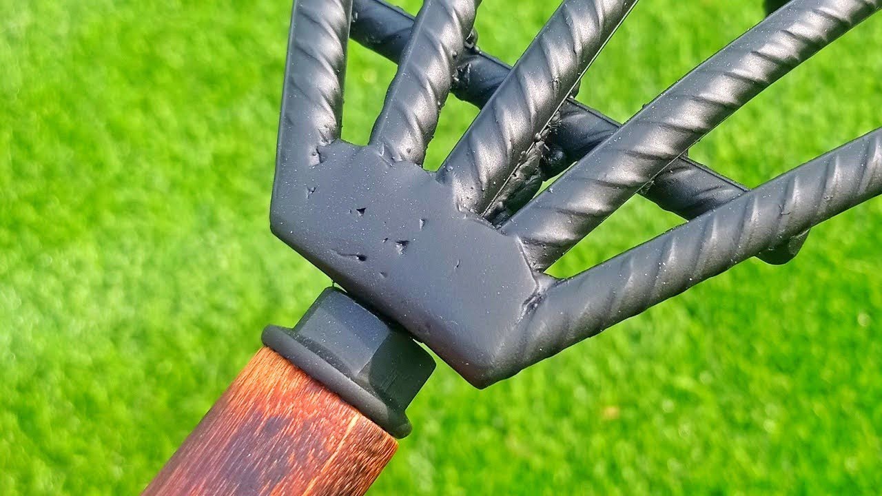 A brilliant idea made from scraps of rebar!