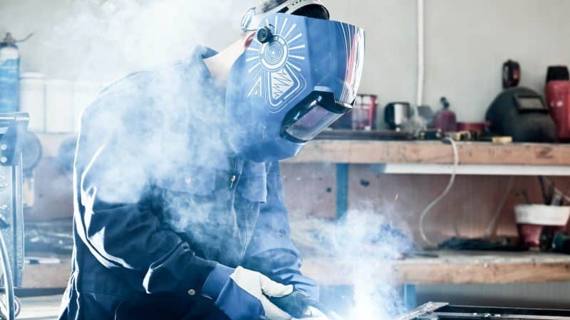 best budget welding helmets e1580470704803