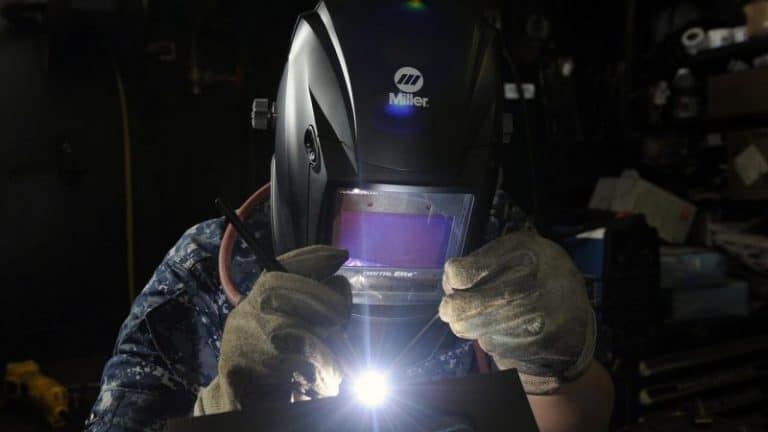 best welding helmets e1578922983424