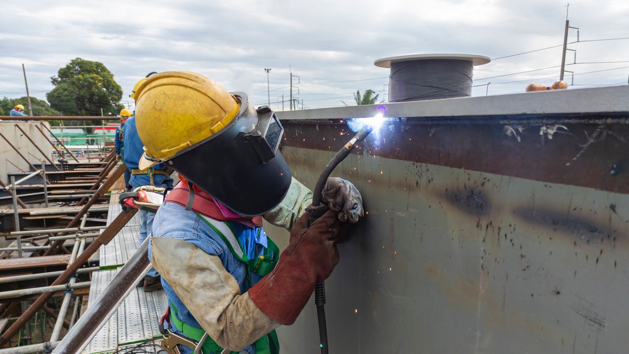 welding outside flux core